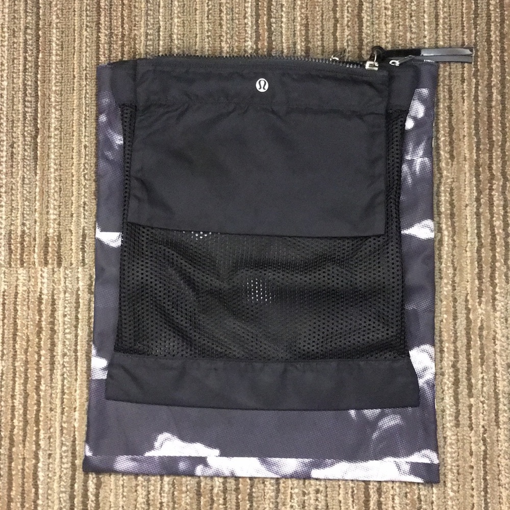 Luluemon Sweat Happens Liner Bags used